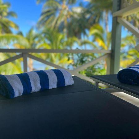 Paparei Beachfront Bungalows, Aitutaki Арутанга Экстерьер фото